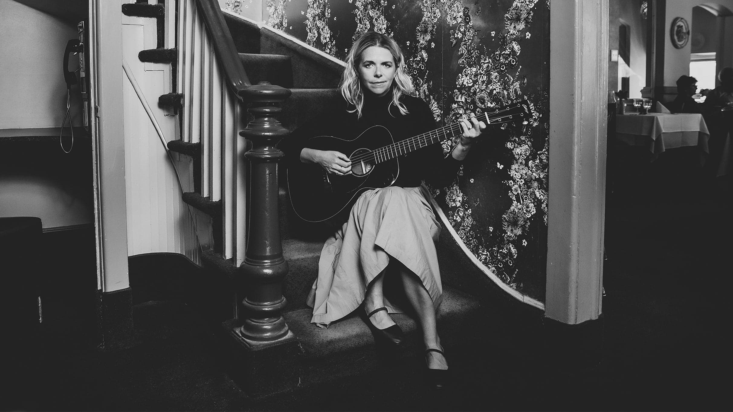 Cover for Aoife O'Donovan - Solo Acoustic