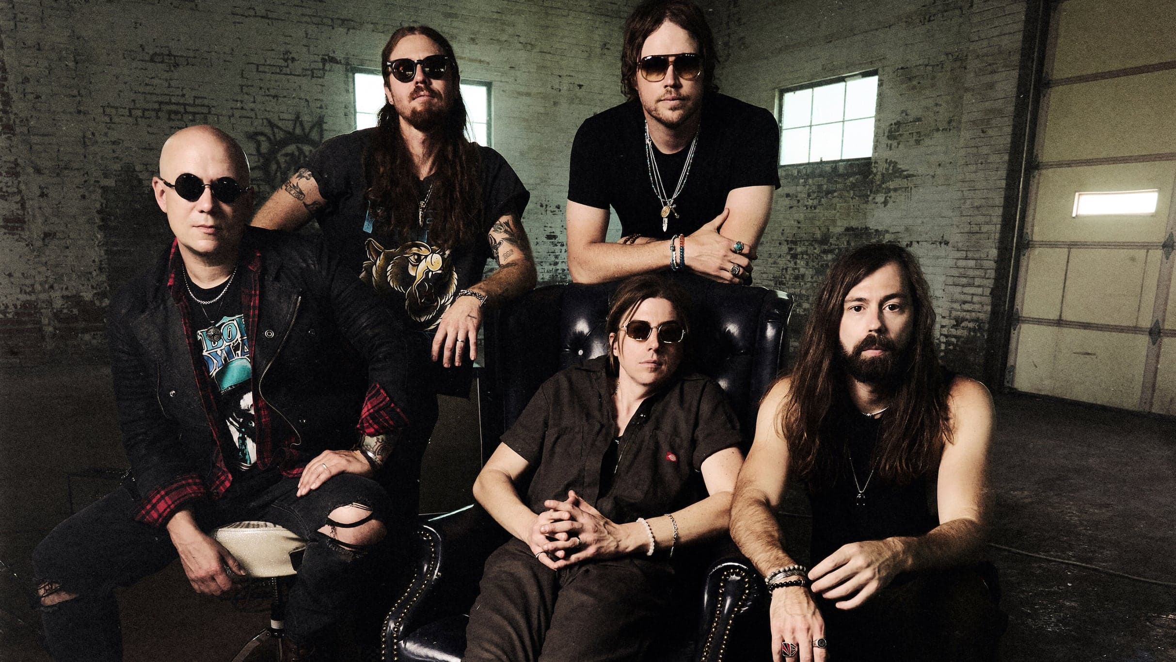 Cover for A Thousand Horses: White Flag Down Tour
