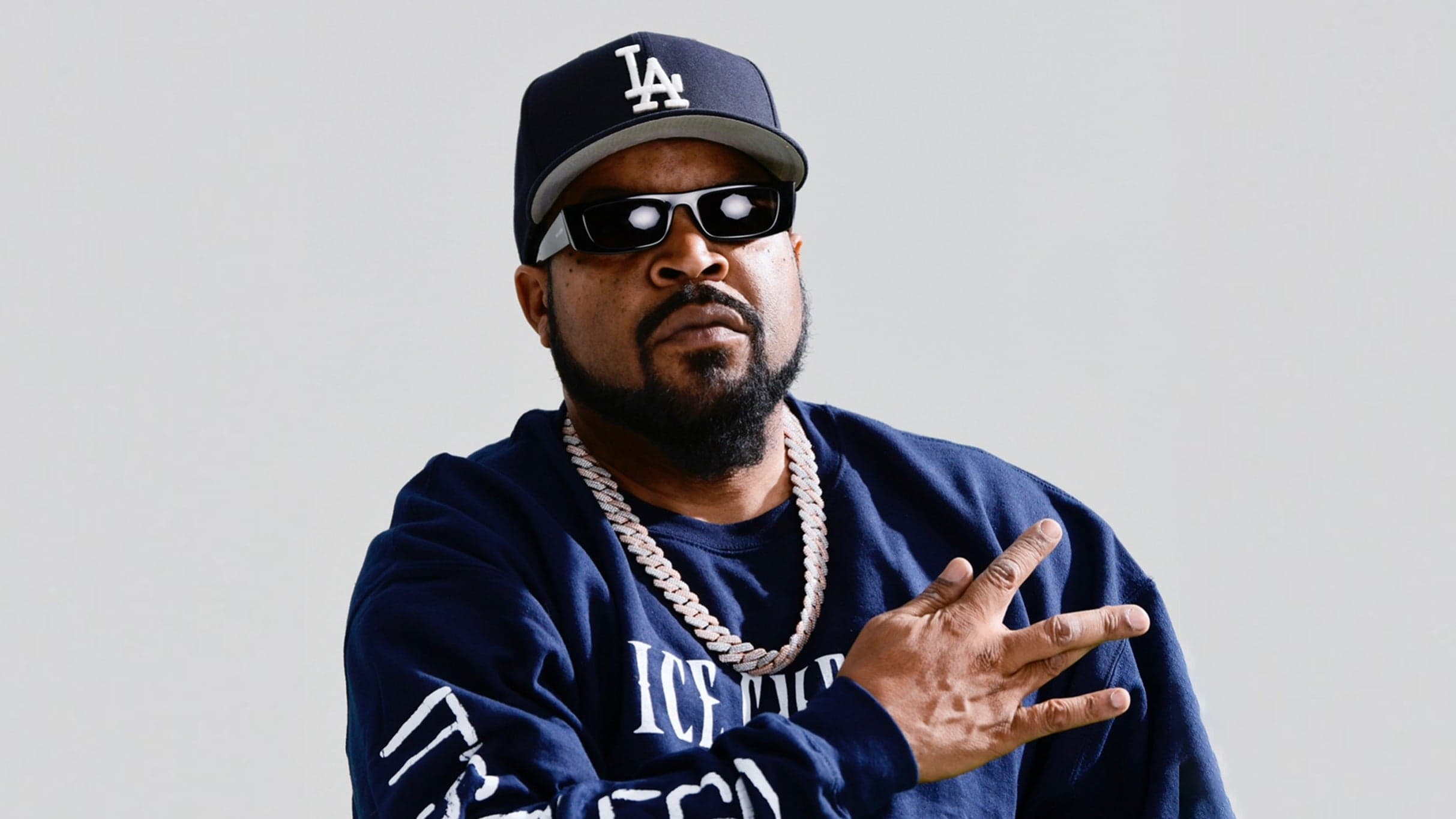 Cover for Ice Cube (ticket required for children 2 years of age and older)