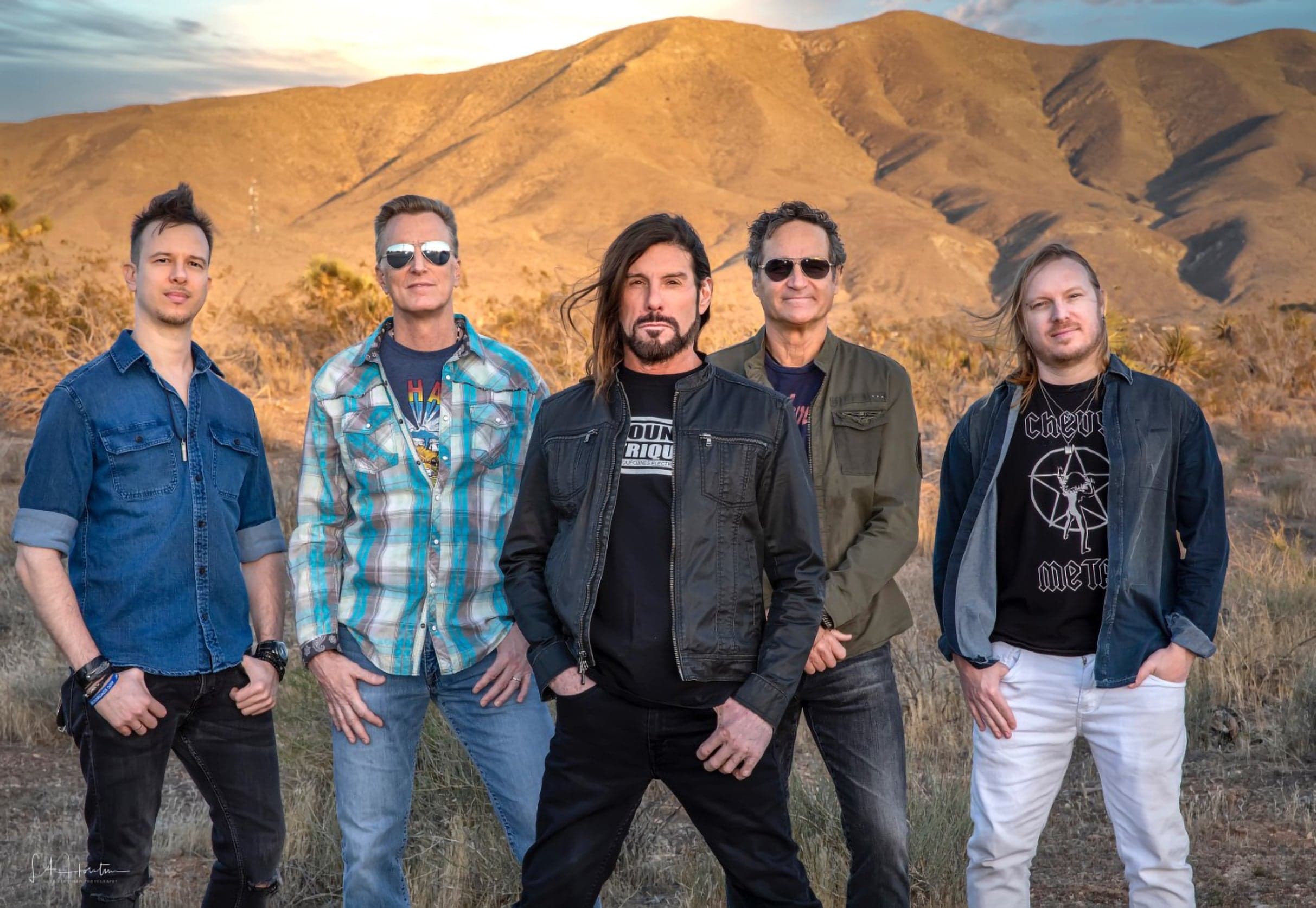 Cover for Fooz Fighters
