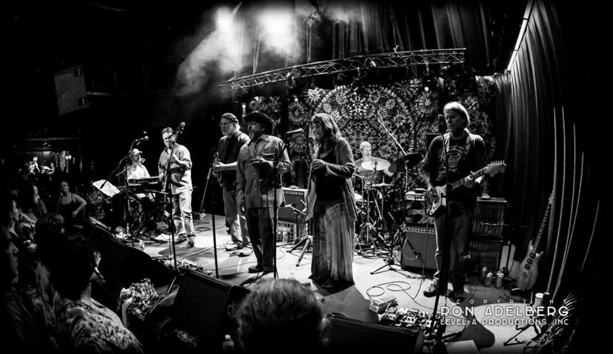 Cover for Box of Rain: Essential Grateful Dead '68-74